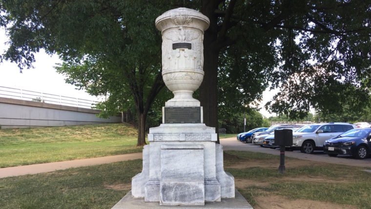 Cuban-American Friendship Urn front